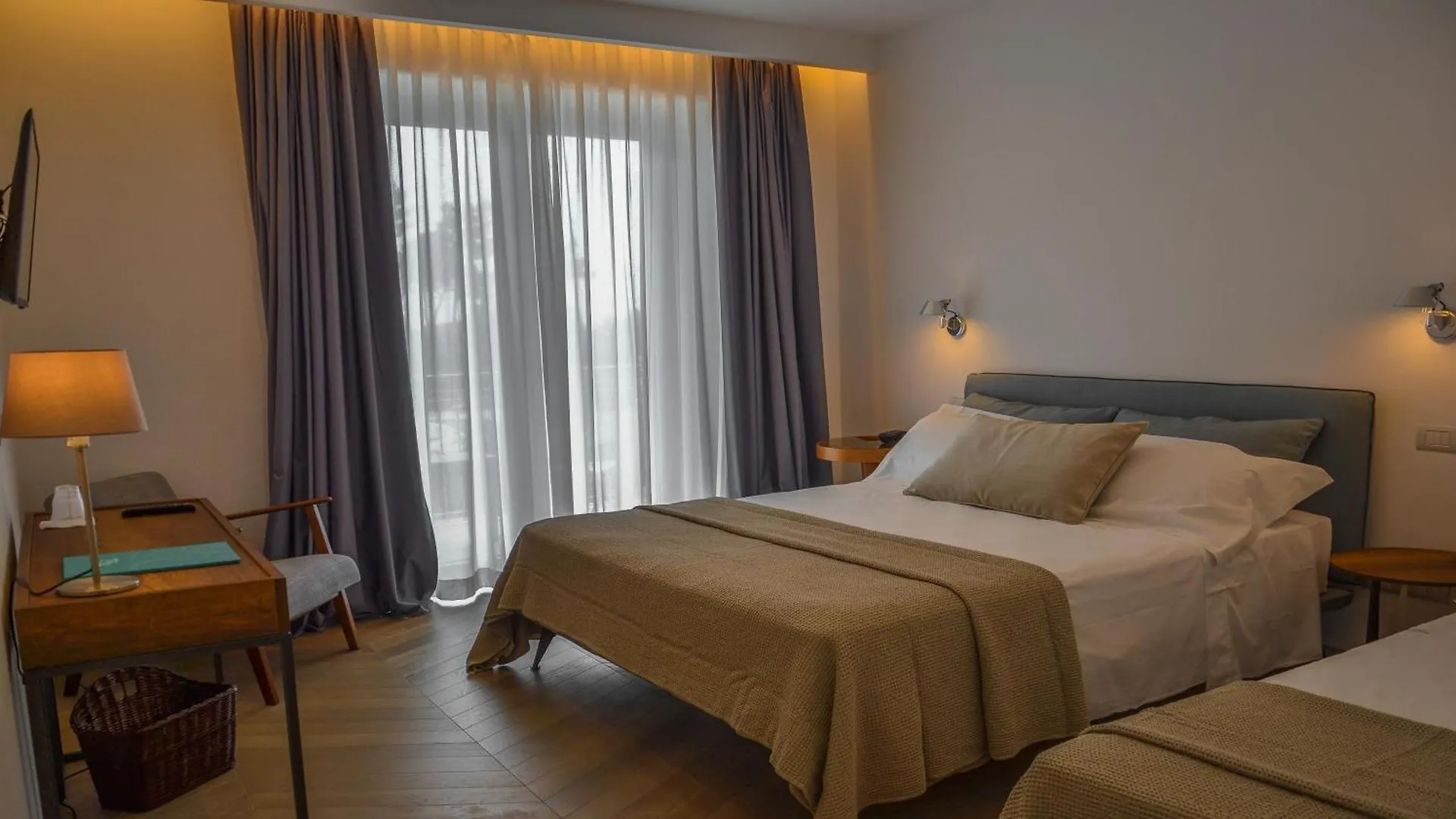 ***  Hotel Villa Elsa Marina di Massa Italy