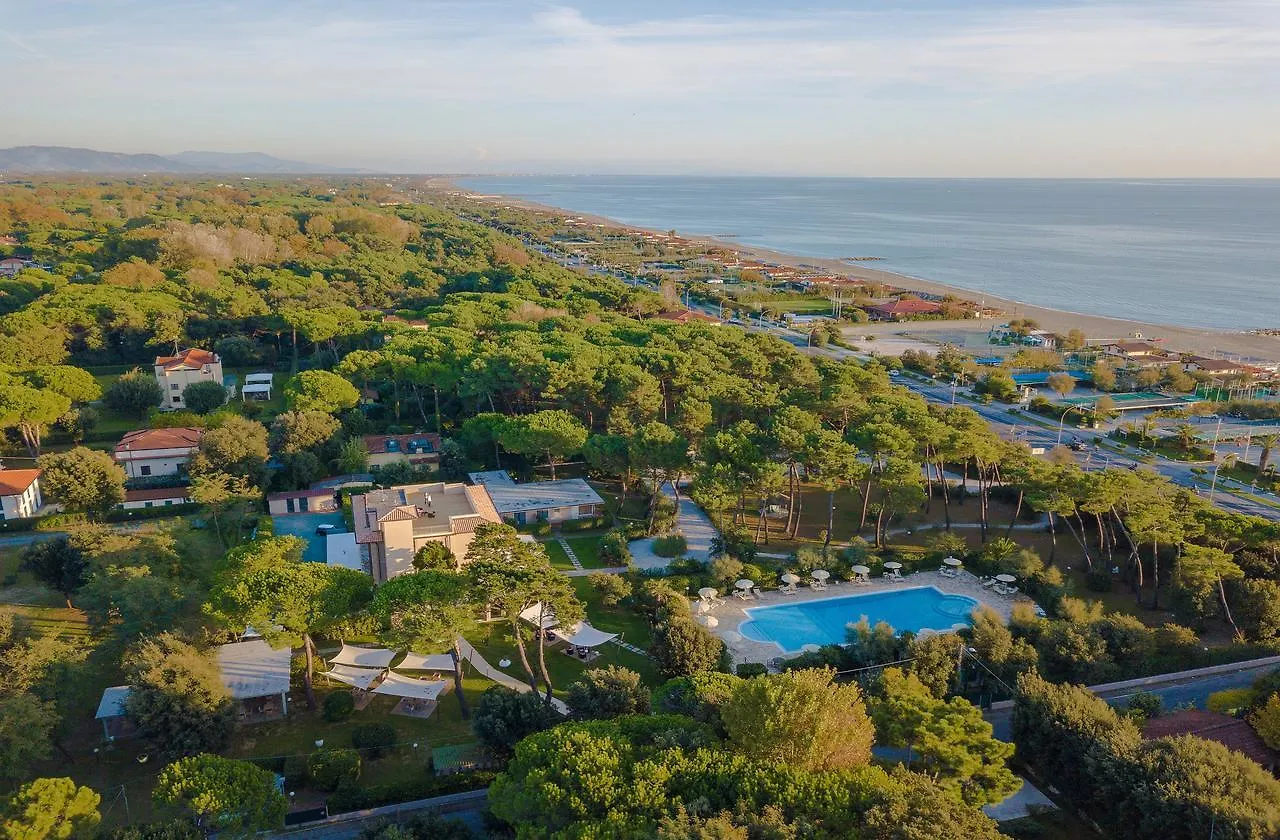 Hotel Villa Elsa Marina di Massa 3*,  Italy
