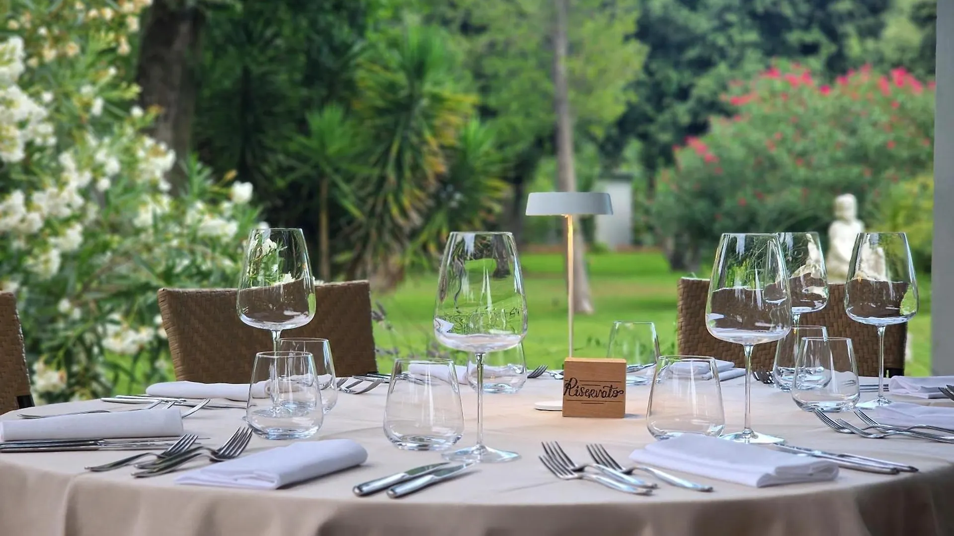 Hotel Villa Elsa Marina di Massa Italy
