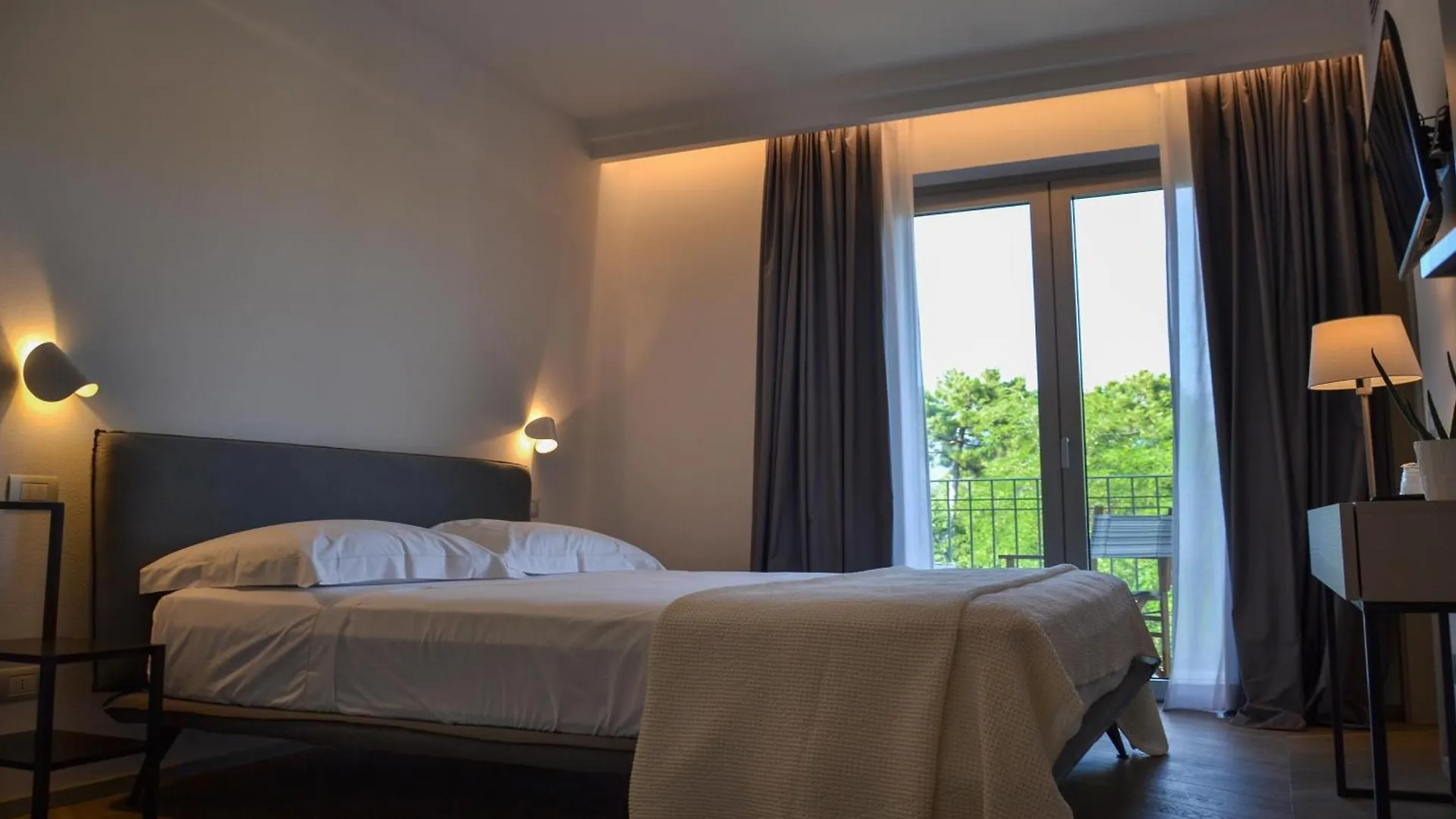 Hotel Villa Elsa Marina di Massa 3*,  Italie